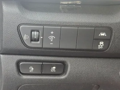 Kia Niro 2022, 260000 км, за 12900000 KRW - фото 16
