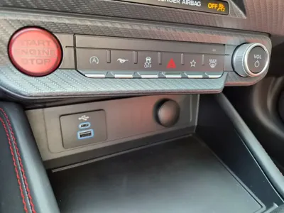 Ford Mustang 2025, 500 км, за 67620000 KRW - фото 12