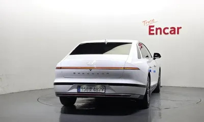 Hyundai Grandeur 2023, 49600 км, за 26500000 KRW