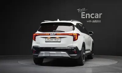 Kia Seltos 2024, 54798 км, за 99990000 KRW