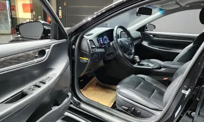 Hyundai Grandeur 2017, 120749 км, за 12000000 KRW - фото 10