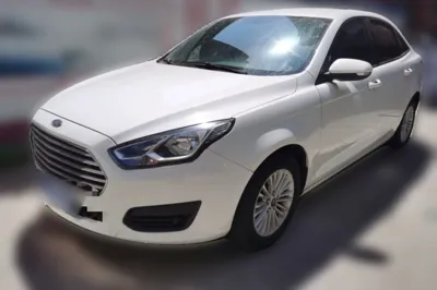 Ford Escort 2017, 21400 км, за 45387.65 CNY - фото 1