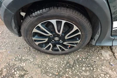 Suzuki Swift 2016, 64800 км, за 41275.89 CNY - фото 11