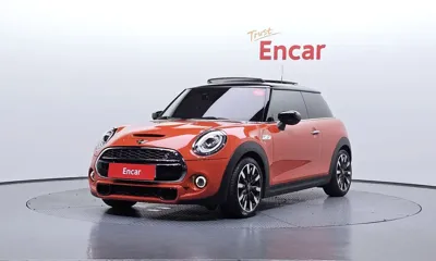 MINI Cooper · 2020 год