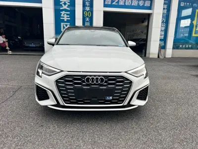 Audi A3 2022, 38000 км, за 146800 CNY