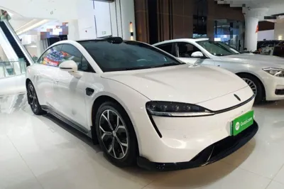Hima Luxeed S7 2026, 13400 км, за 189792.4 CNY