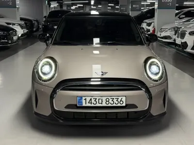 MINI Cooper · 2022 год