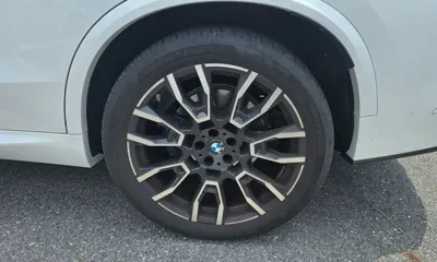 BMW X5 2025, 9300 км, за 129900000 KRW - фото 5