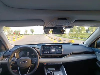 Geely Auto Preface 2023, 48700 км, за 71123.82 CNY - фото 19