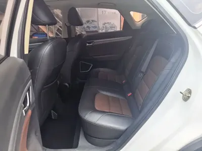Geely Emgrand GS 2018, 57200 км, за 28800 CNY - фото 17