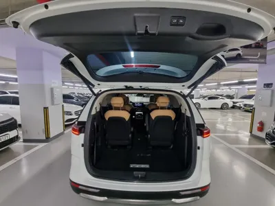 Kia Canival 2023, 35049 км, за 20990000 KRW - фото 20