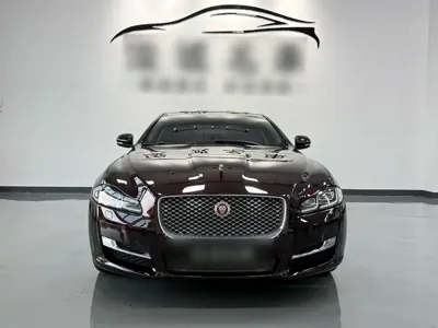 Jaguar XJ 2017, 79100 км, за 136300 CNY - фото 15