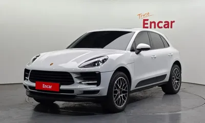 Porsche Macan · 2021 год