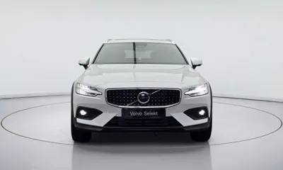 Volvo V60 2025, 405 км, за 52000000 KRW - фото 3