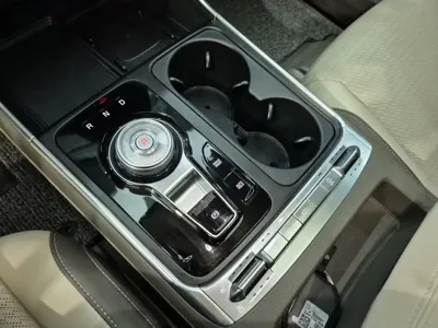 Kia Canival 2025, 14633 км, за 42500000 KRW - фото 9