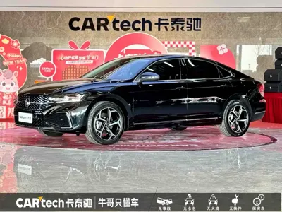 Volkswagen Passat · 2025 год
