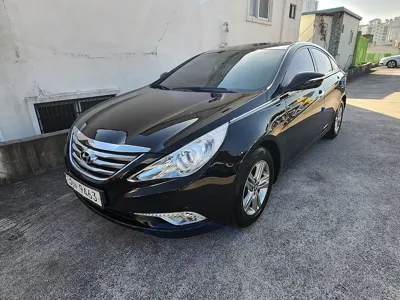 Hyundai Sonata · 2013 год