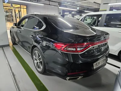 Hyundai Grandeur 2018, 172354 км, за 10440000 KRW