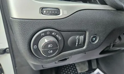 Jeep Cherokee 2018, 70000 км, за 12500000 KRW - фото 12