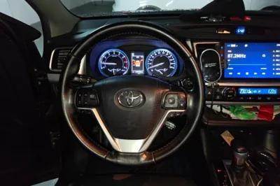 Toyota Highlander 2018, 175100 км, за 120997.06 CNY - фото 10