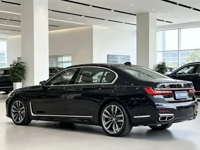 BMW 7 Series 2018, 90000 км, за 228000 CNY - фото 7