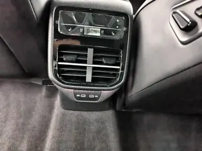 Volkswagen Passat 2024, 4500 км, за 152000 CNY - фото 9