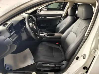 Honda Civic 2019, 85100 км, за 49800 CNY - фото 10