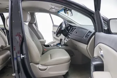 Kia Canival 2015, 305698 км, за 5500000 KRW - фото 12