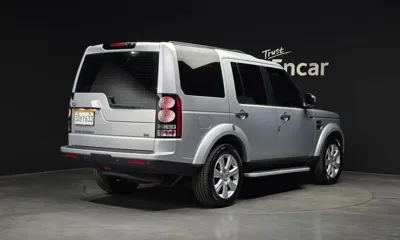 Land Rover Discovery 2015, 106554 км, за 18900000 KRW