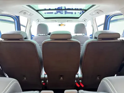 Volkswagen Touran 2023, 35000 км, за 103800 CNY - фото 16