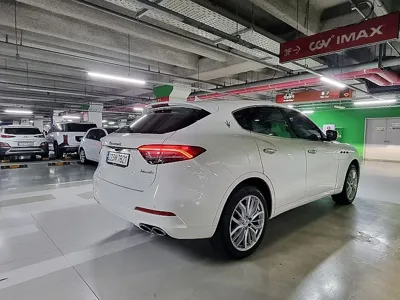 Maserati Levante 2022, 17989 км, за 52900000 KRW