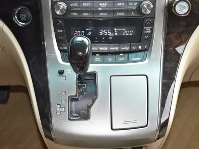 Toyota Alphard 2013, 76000 км, за 159900 CNY - фото 13