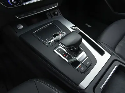Audi Q5L 2020, 66000 км, за 146800 CNY - фото 11