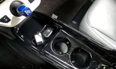 Toyota Prius 2017, 164235 км, за 11350000 KRW - фото 9