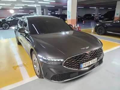 Genesis G90 2023, 112888 км, за 11880000 KRW