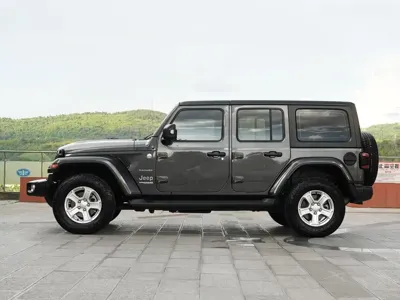 Jeep Wrangler 2018, 35000 км, за 198000 CNY