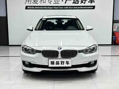 BMW 3 Series 2018, 104000 км, за 85000 CNY