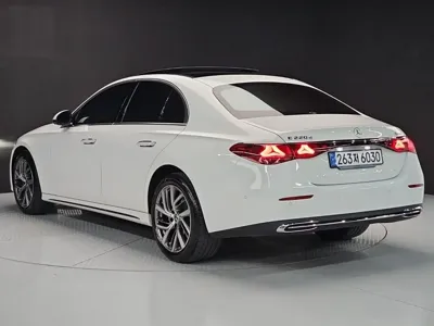 Mercedes-Benz E-Class 2024, 13211 км, за 62500000 KRW