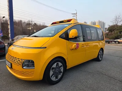 Hyundai Staria · 2023 год
