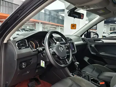 Volkswagen Tiguan L 2020, 92000 км, за 71500 CNY - фото 5