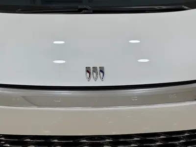 Buick Century 2025, 7800 км, за 438000 CNY - фото 11