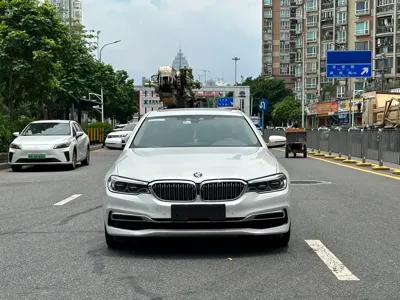 BMW 5 Series New Energy 2020, 89000 км, за 138000 CNY