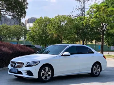 Mercedes-Benz C-Class · 2020 год