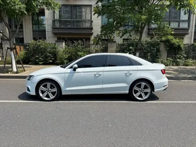 Audi A3 2017, 70000 км, за 51900 CNY