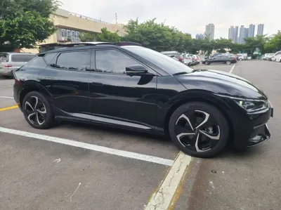 Kia EV6 2023, 31500 км, за 31990000 KRW