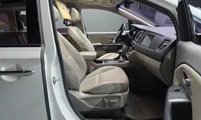 Kia Canival 2017, 147194 км, за 10800000 KRW - фото 26