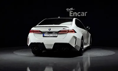 BMW M5 2025, 5370 км, за 179000000 KRW