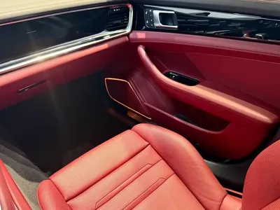 Porsche Panamera 2022, 52000 км, за 618800 CNY - фото 8