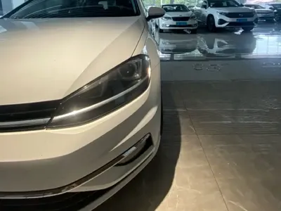 Volkswagen Golf 2019, 146500 км, за 48800 CNY - фото 5