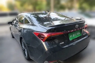 Toyota Avalon 2019, 92200 км, за 102526.97 CNY